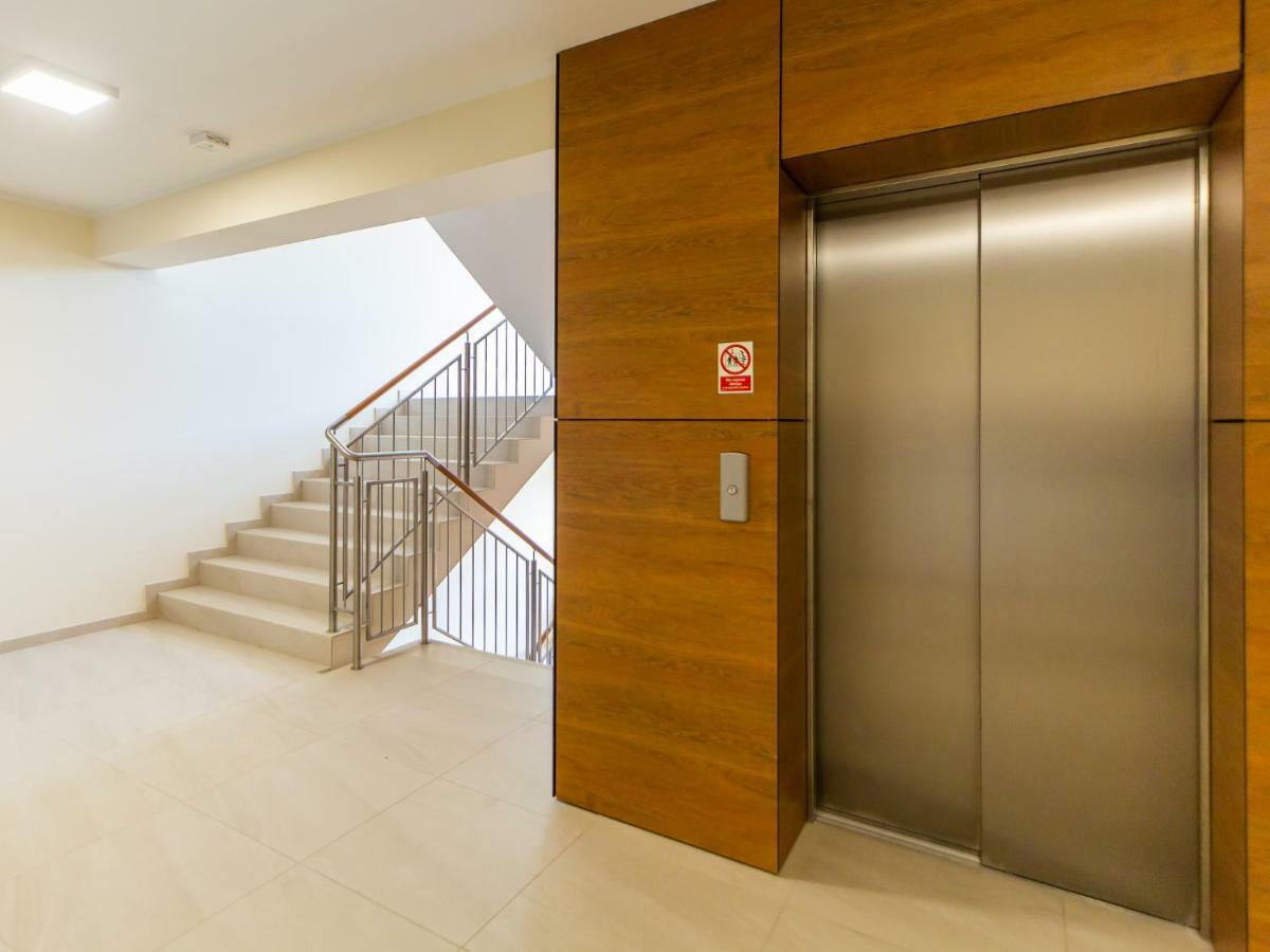 Apartament Rybacka 12A/68, Kolobrzeg Kołobrzeg Exterior foto