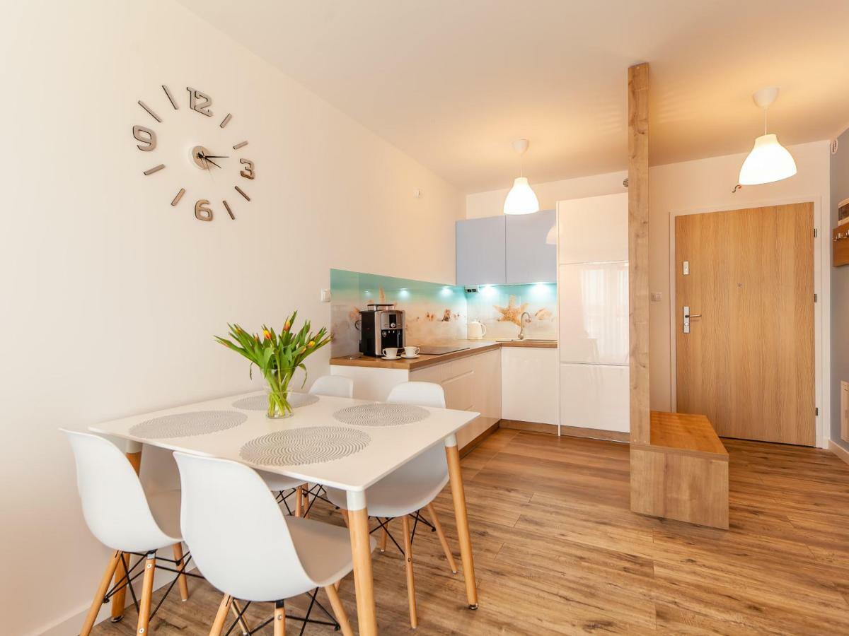 Apartament Rybacka 12A/68, Kolobrzeg Kołobrzeg Exterior foto